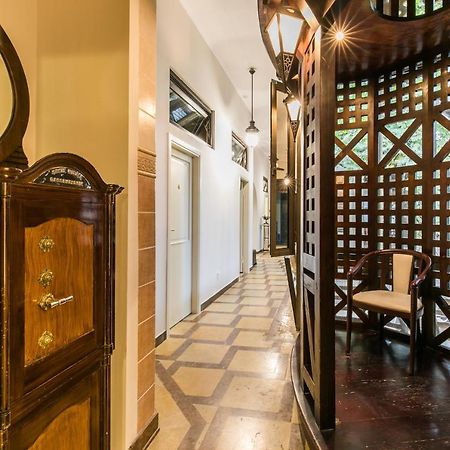 Emigrant Boutique Hotel ティビリシ エクステリア 写真