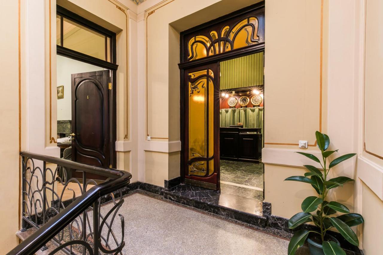 Emigrant Boutique Hotel ティビリシ エクステリア 写真
