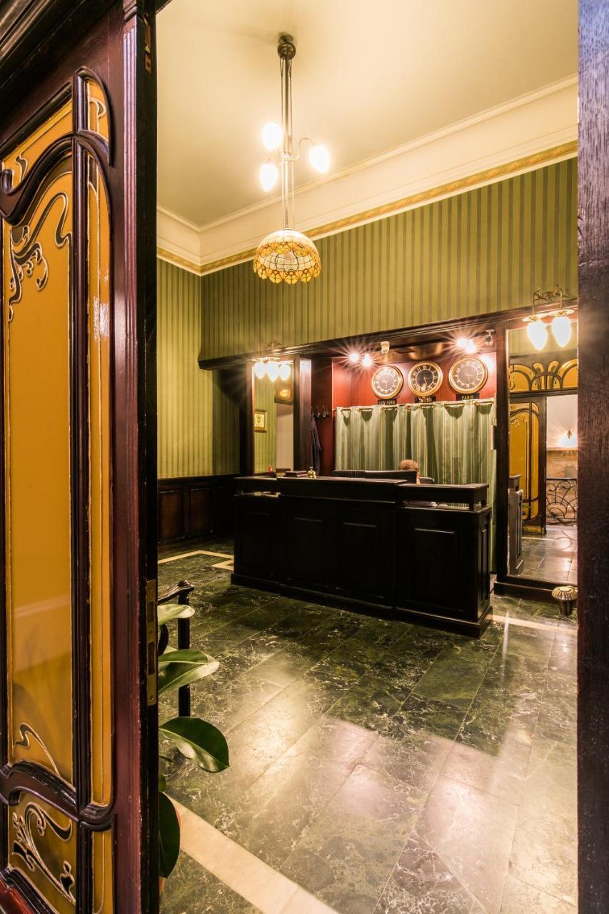 Emigrant Boutique Hotel ティビリシ エクステリア 写真