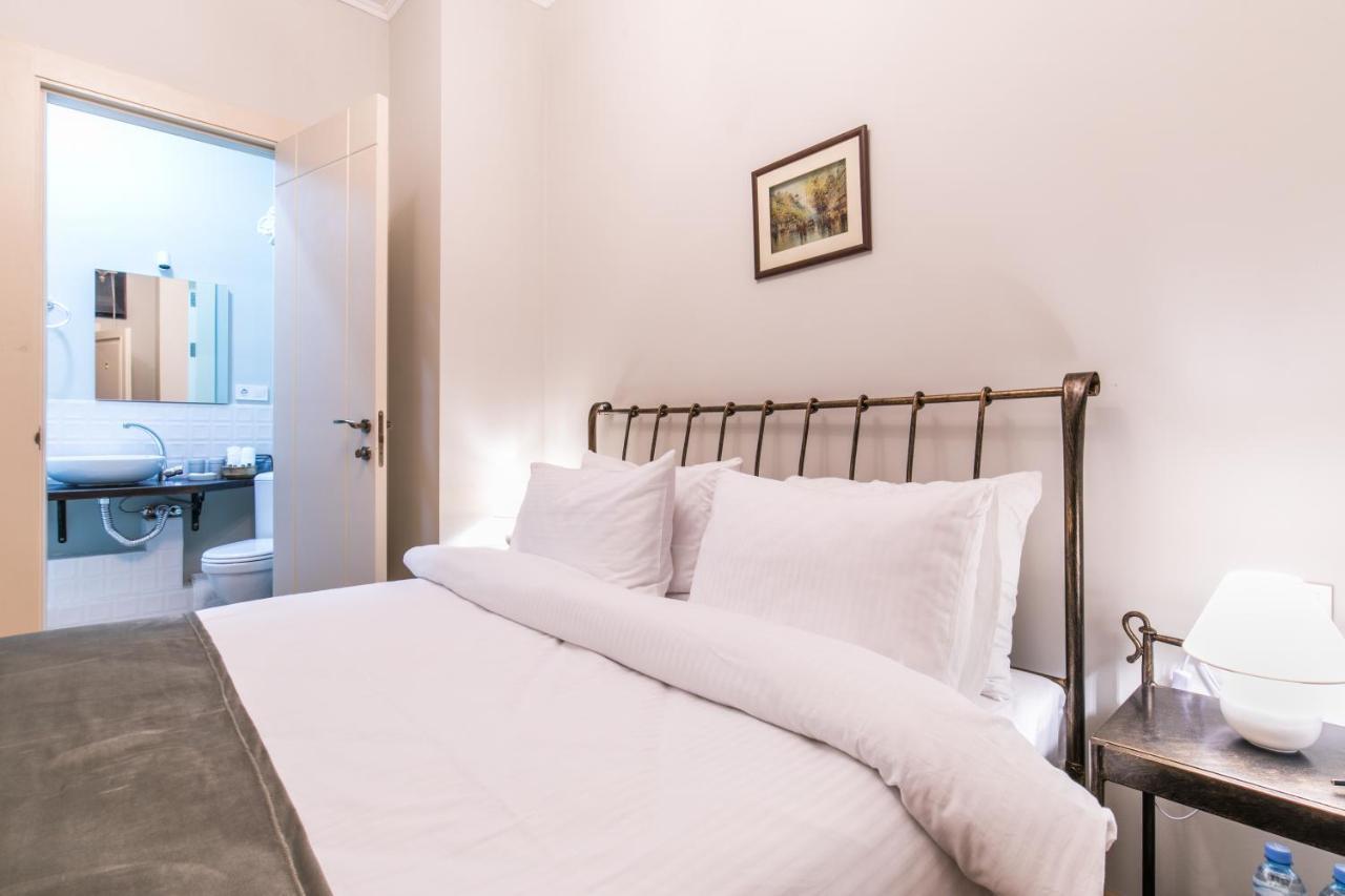 Emigrant Boutique Hotel ティビリシ エクステリア 写真