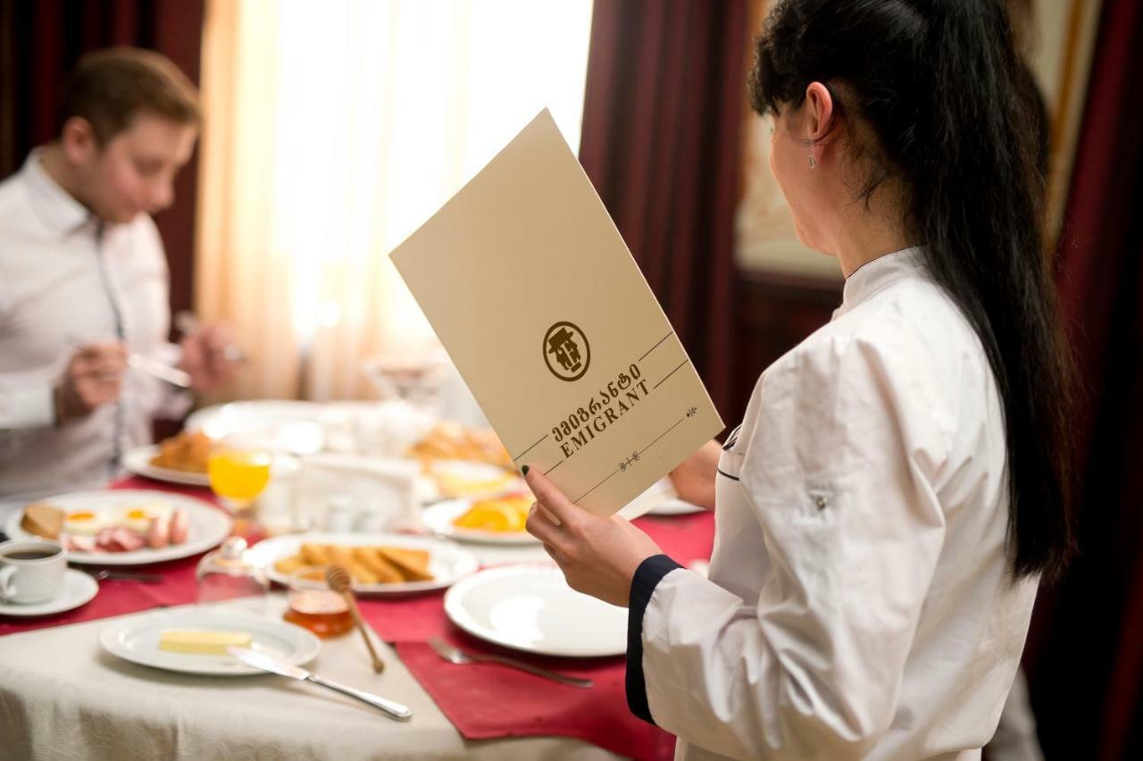 Emigrant Boutique Hotel ティビリシ エクステリア 写真